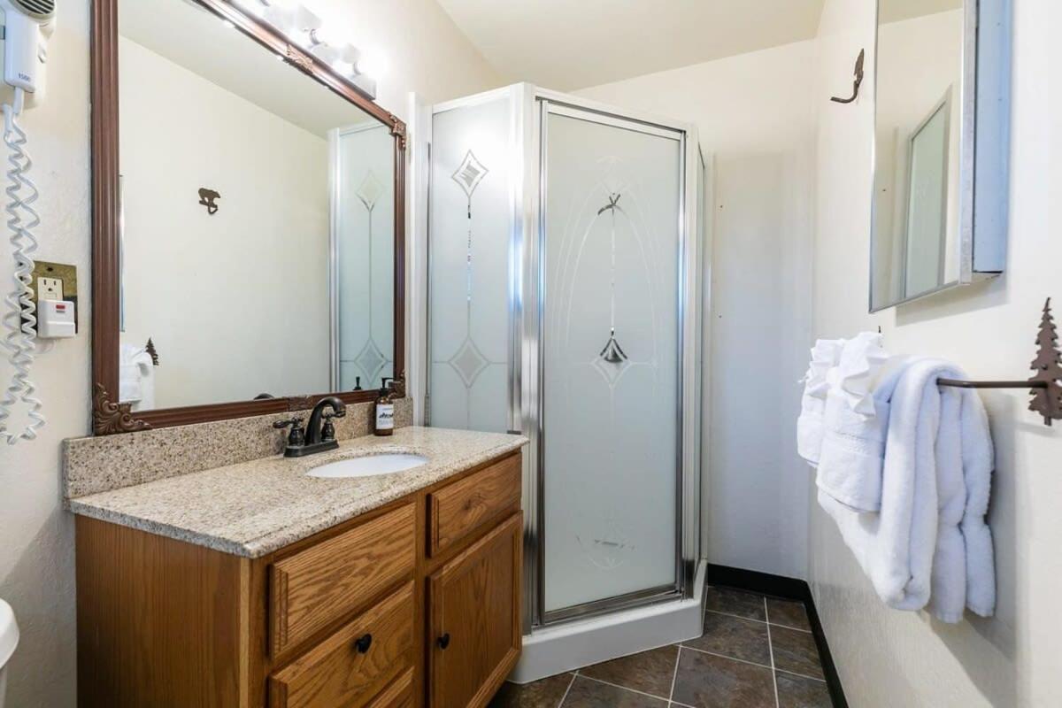 Lakeside Studio Steps From The Beach Tahoe Vista Luaran gambar